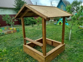 Песочница детская деревянная под навесом 0010